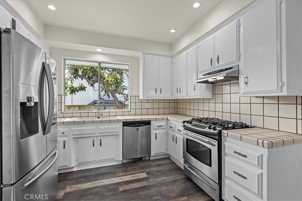 Photo of Listing #SB25089903