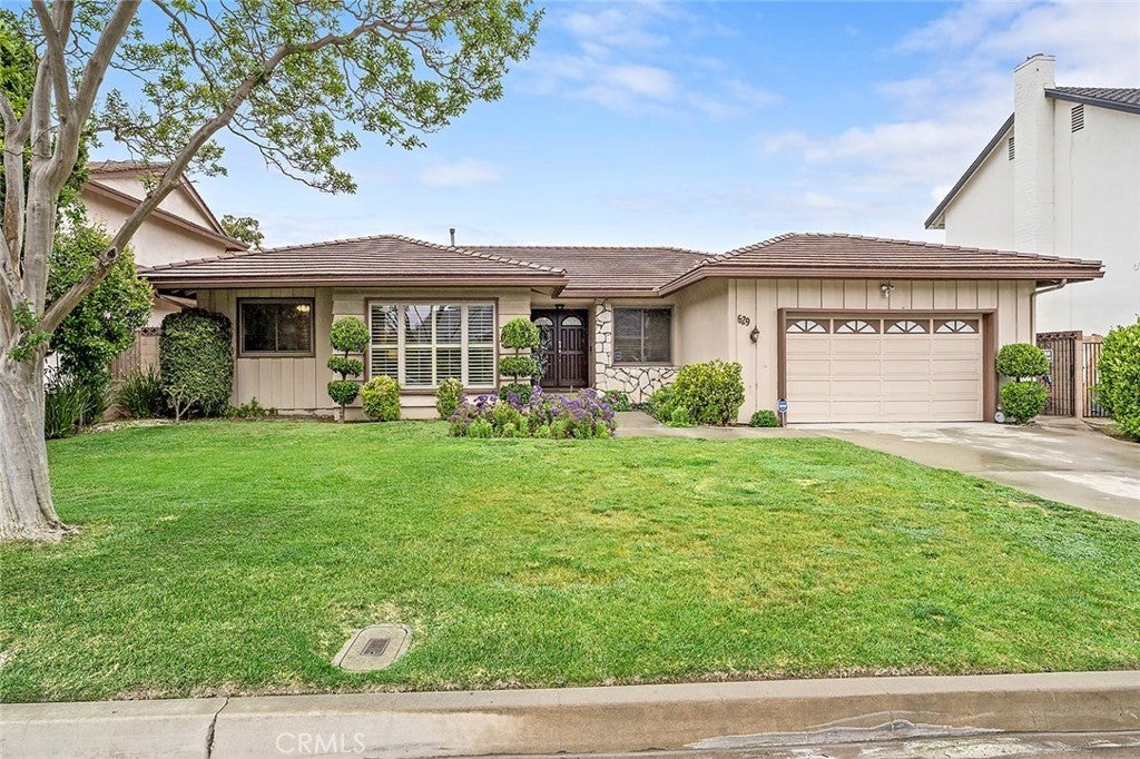 Photo of Listing #PW25089961