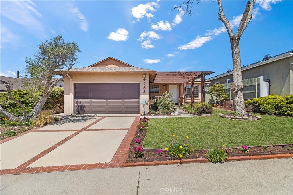 Photo of Listing #PV25089899