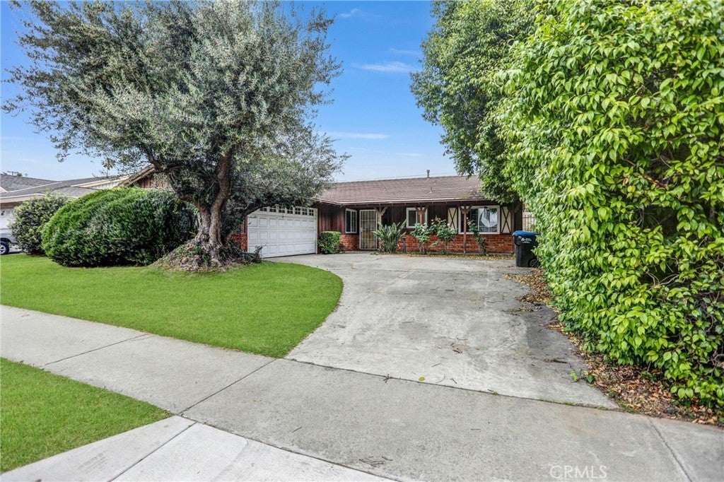 Photo of Listing #PW25089850