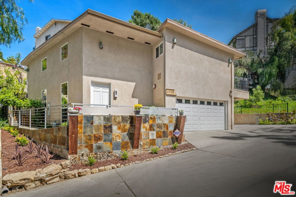 Photo of Listing #25528969