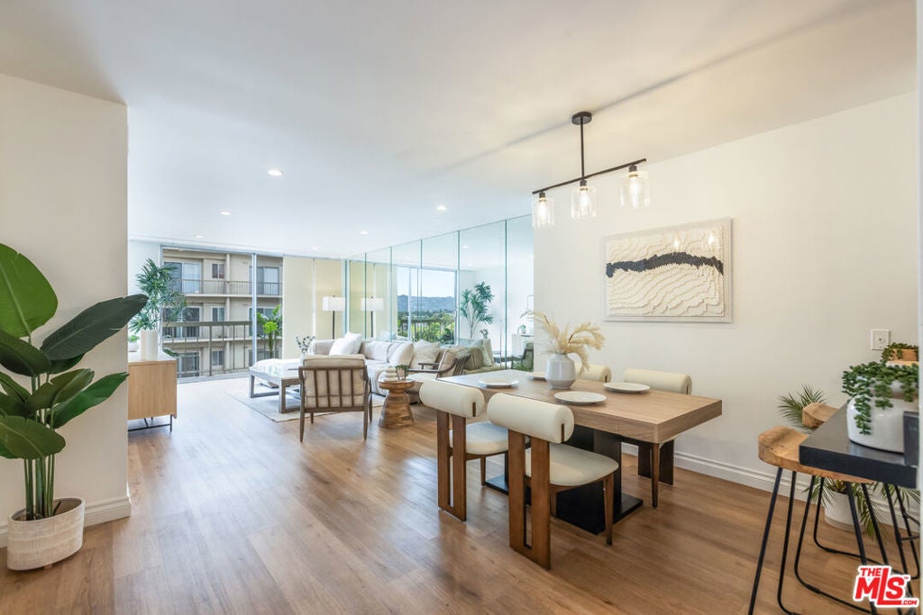 Photo of Listing #25524841