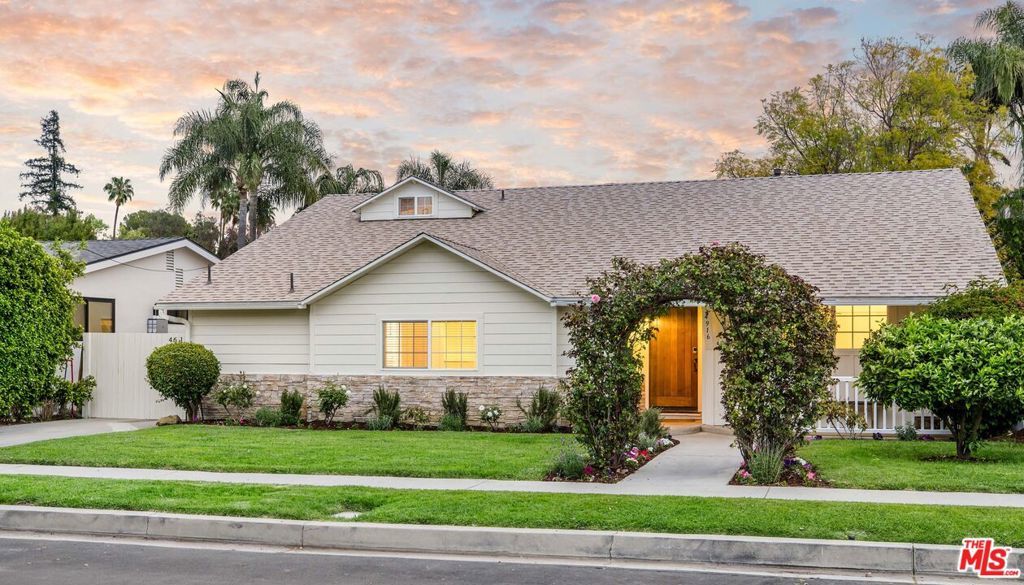 Photo of Listing #25528975