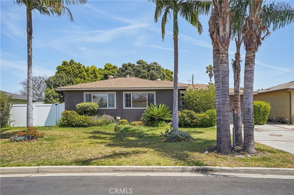 Photo of Listing #DW25090215