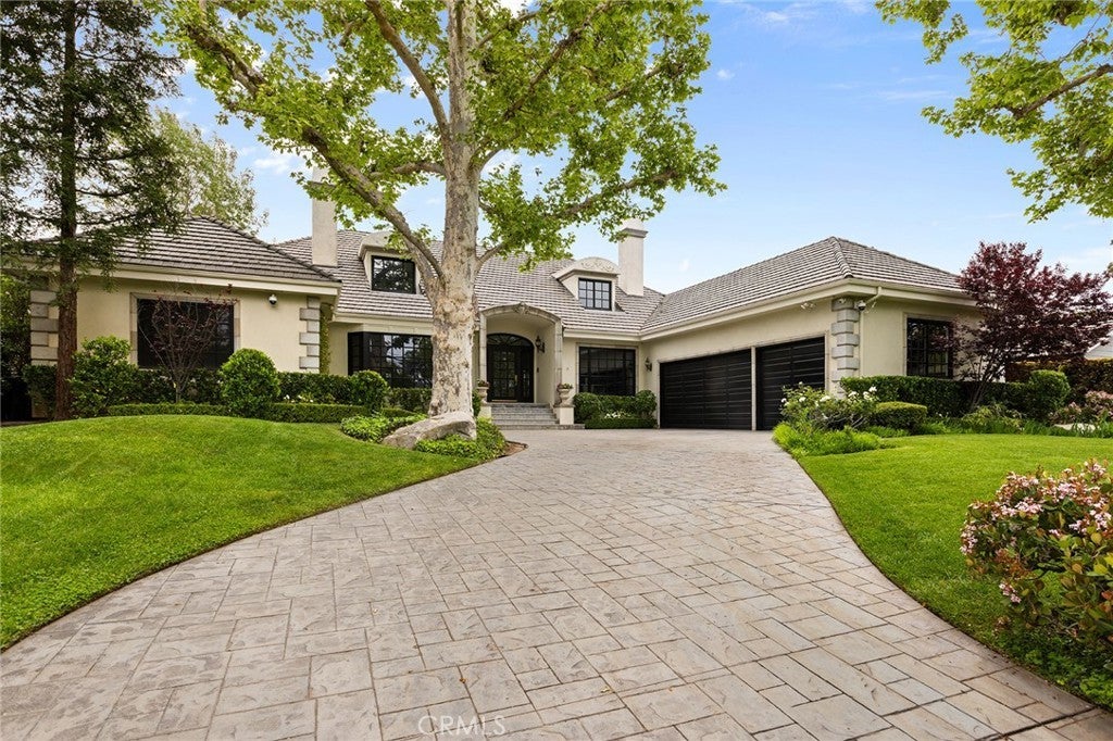 Photo of Listing #SR25090116