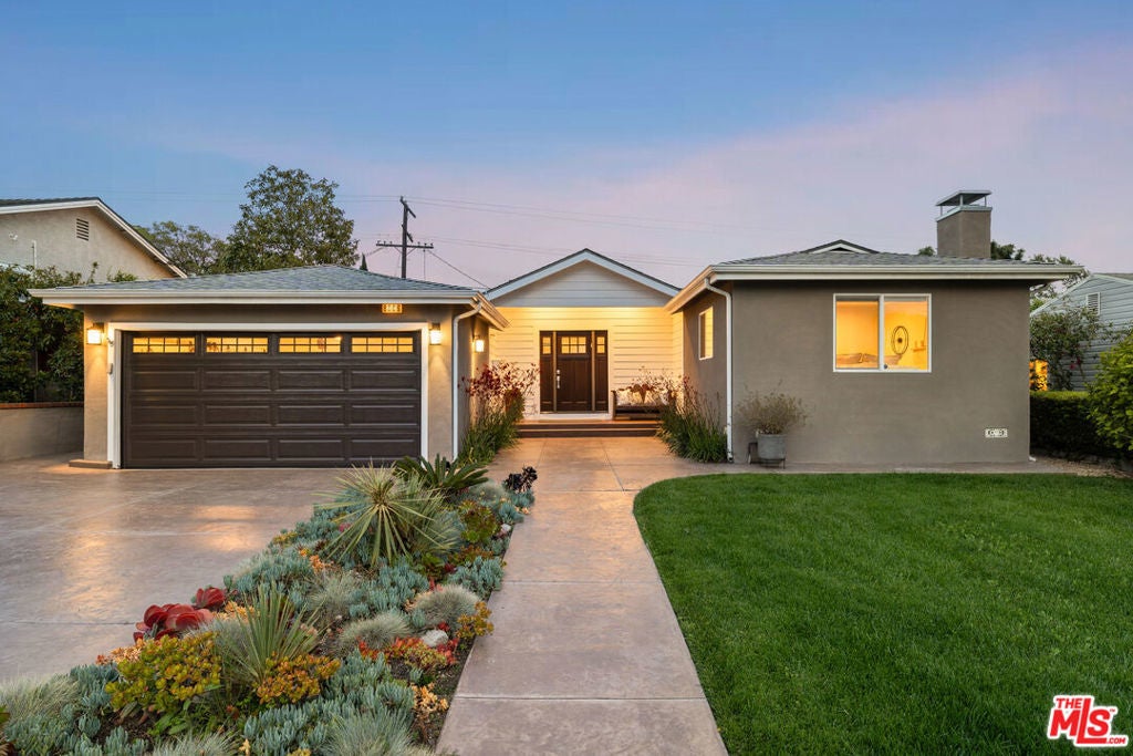 Photo of Listing #25527181