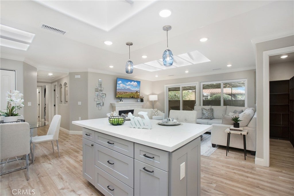 Photo of Listing #OC25089573