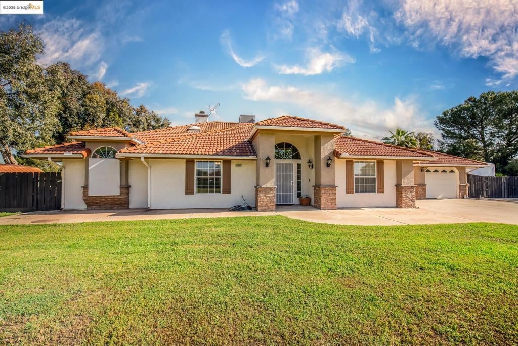 Photo of Listing #41094716