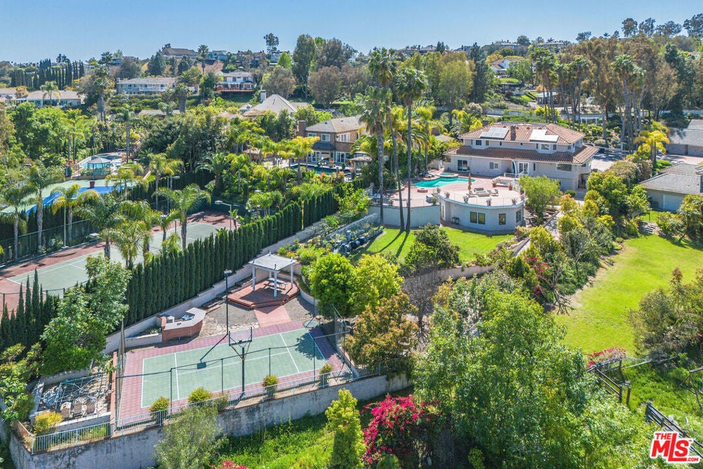 Photo of Listing #25529699