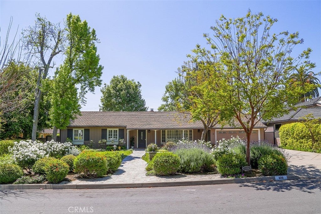 Photo of Listing #AR25090171