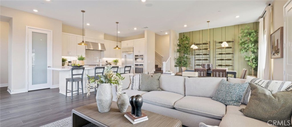 Photo of Listing #OC25090493