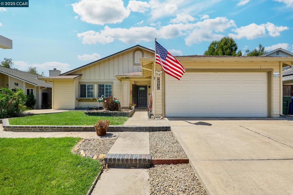 Photo of Listing #41094755