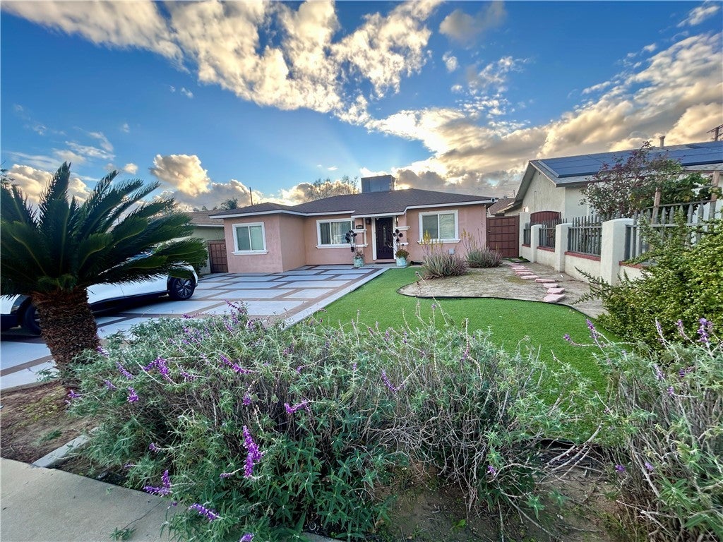 Photo of Listing #MB25089803