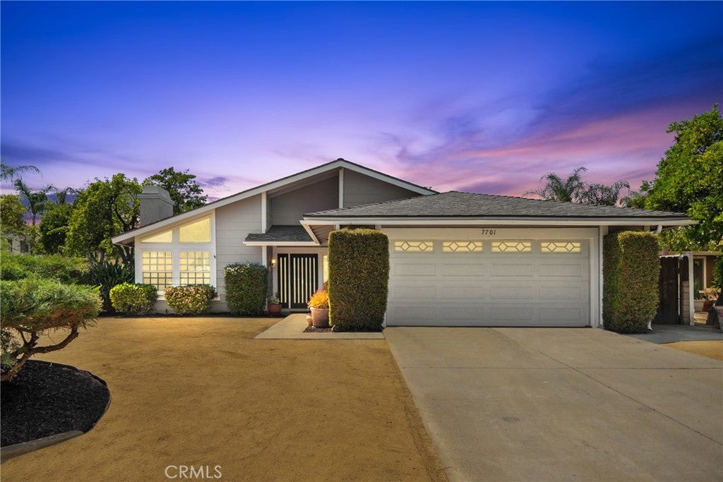 Photo of Listing #SR25090081