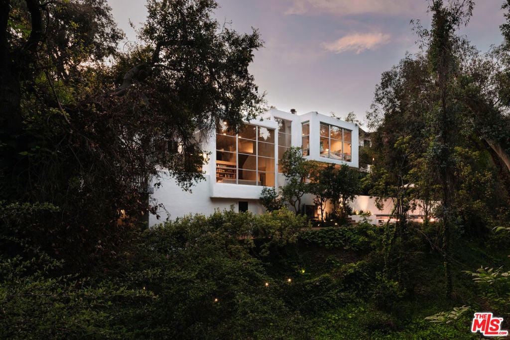 Photo of Listing #25529945