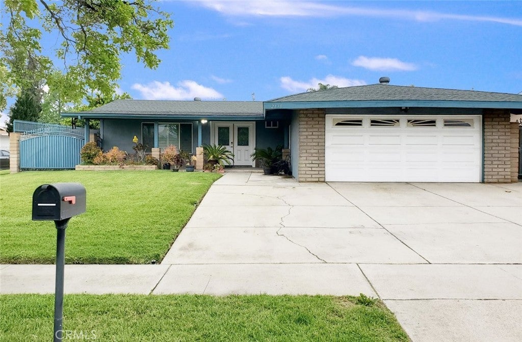 Photo of Listing #OC25090750