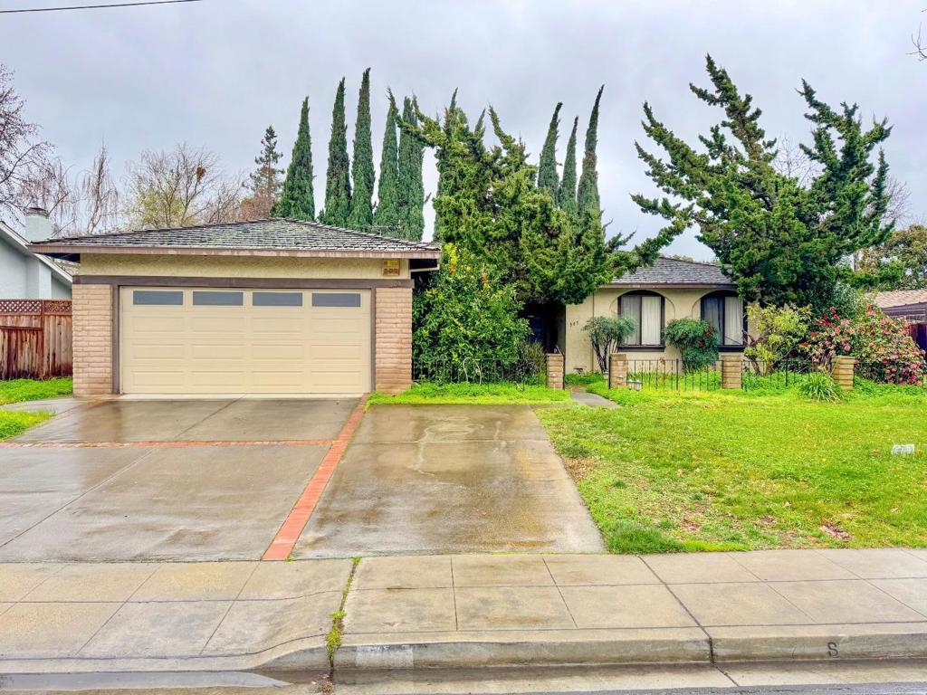 Photo of Listing #ML82004071