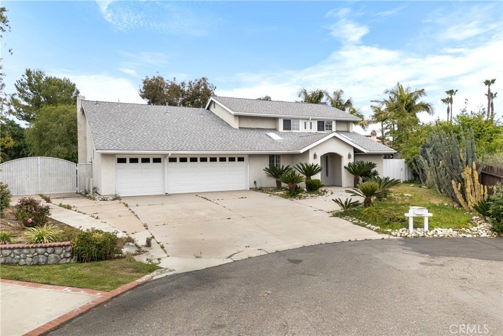 Photo of Listing #OC25090374