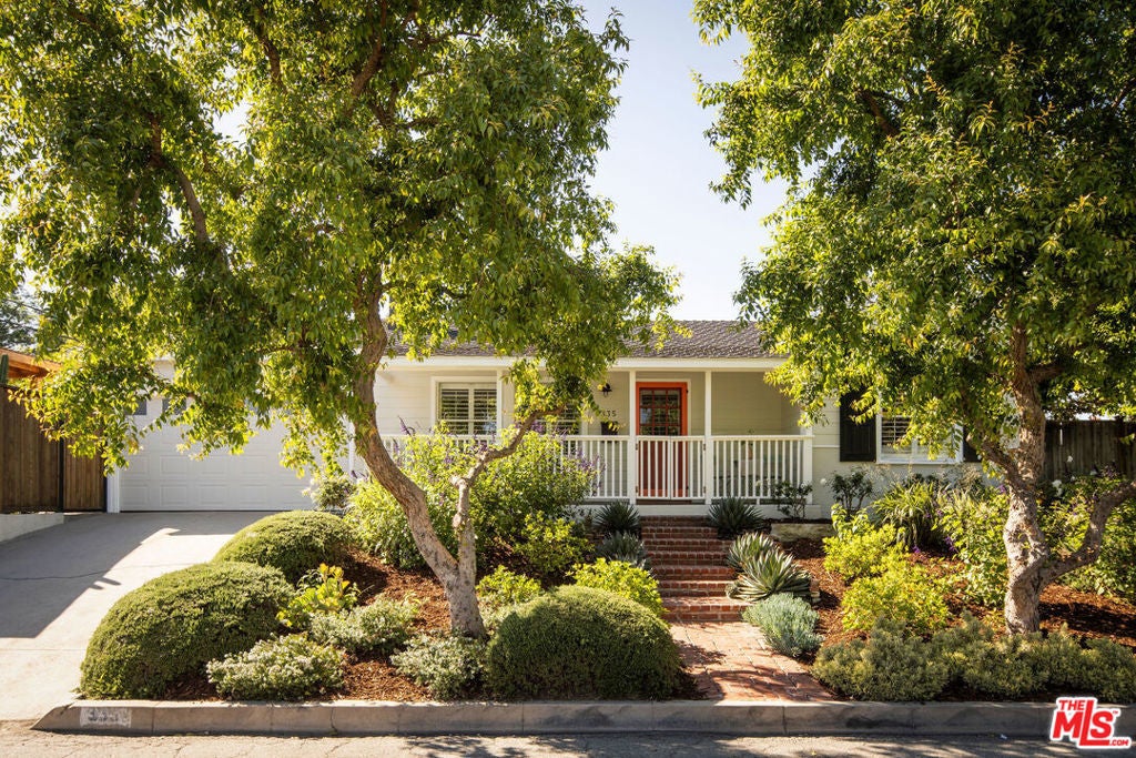 Photo of Listing #25529197