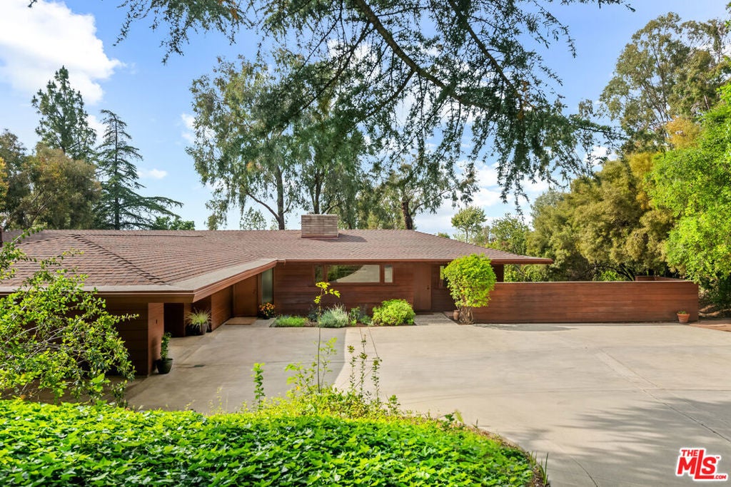 Photo of Listing #25529511