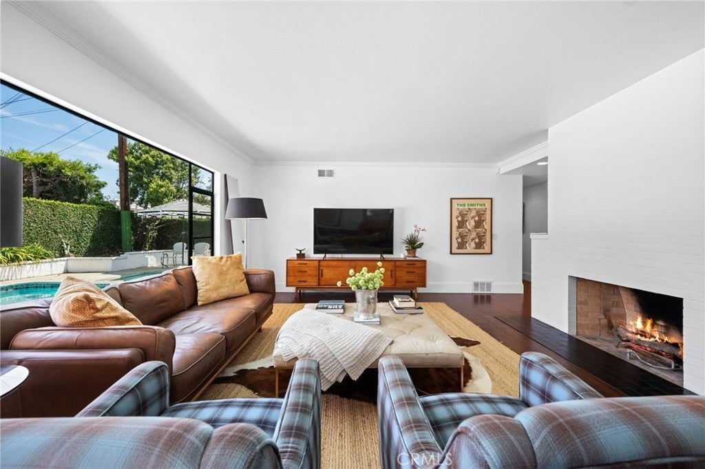 Photo of Listing #PW25087561