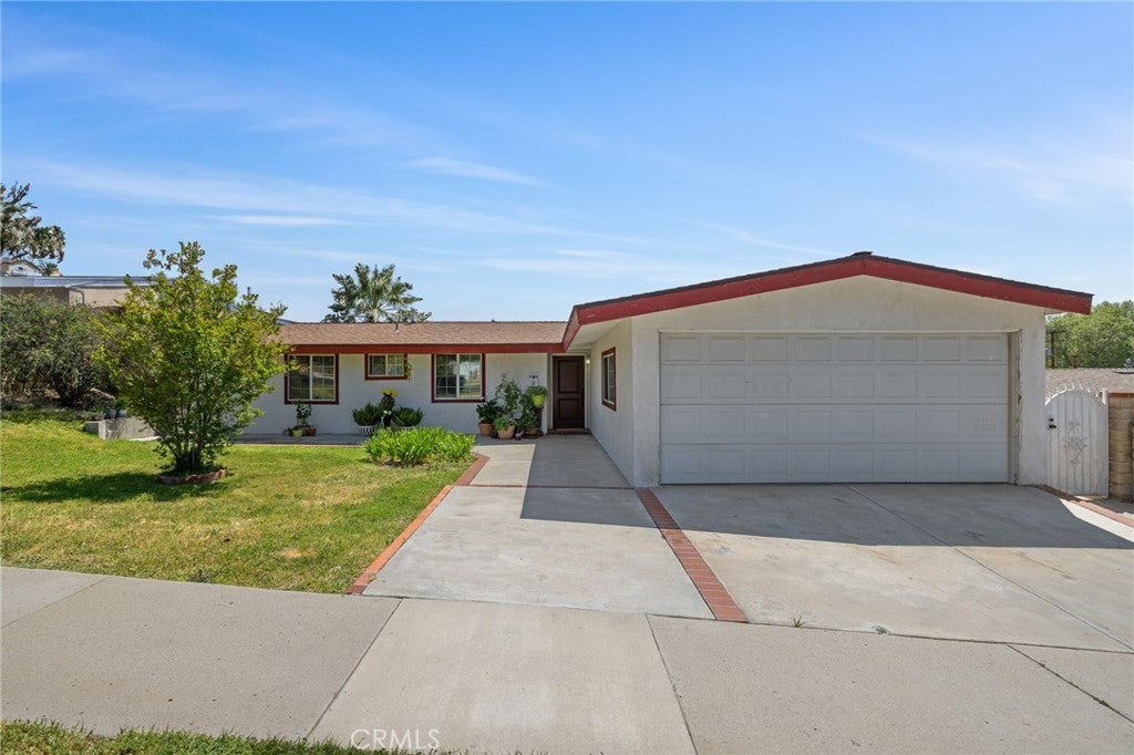 Photo of Listing #SR25083683