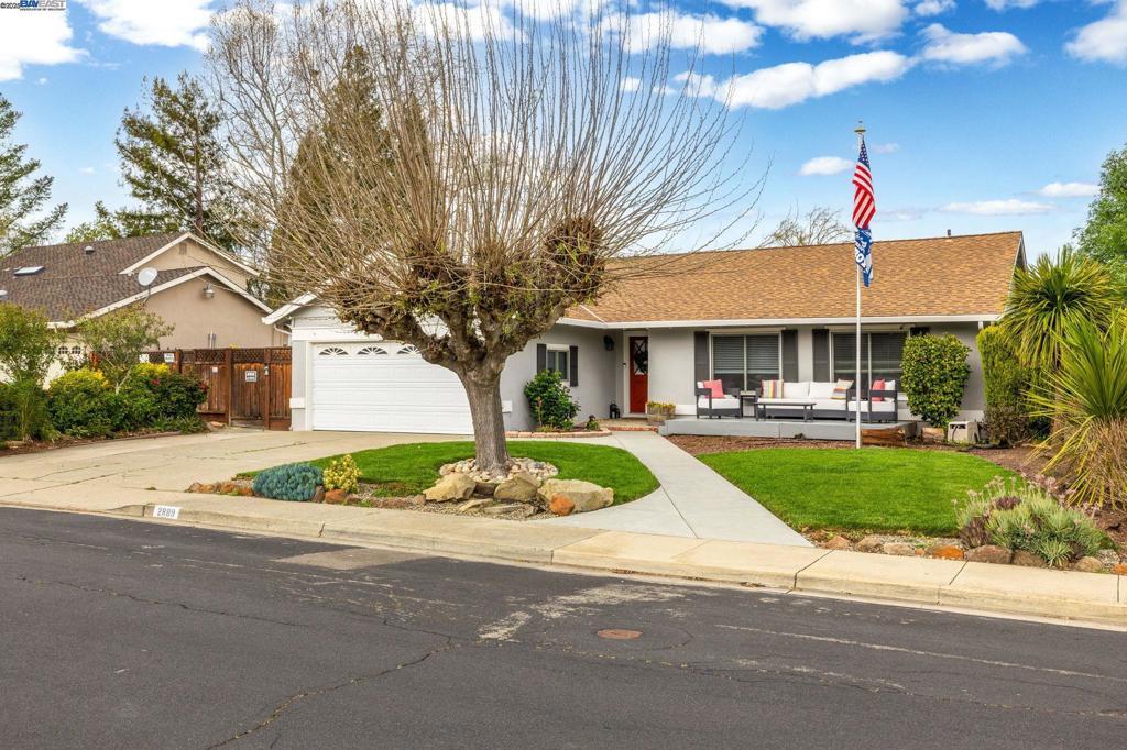 Photo of Listing #41094842