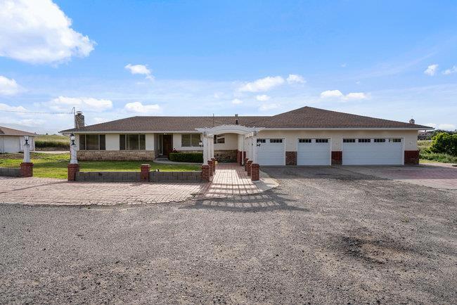 Photo of Listing #ML82003824