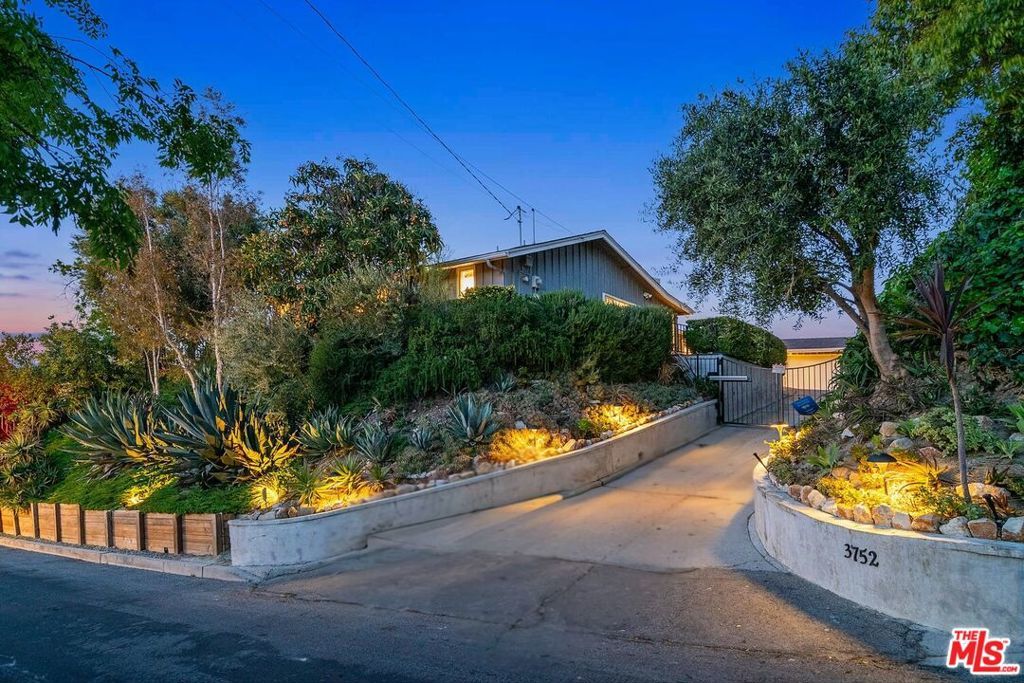 Photo of Listing #25529703