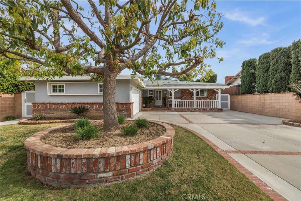 Photo of Listing #SR25090959