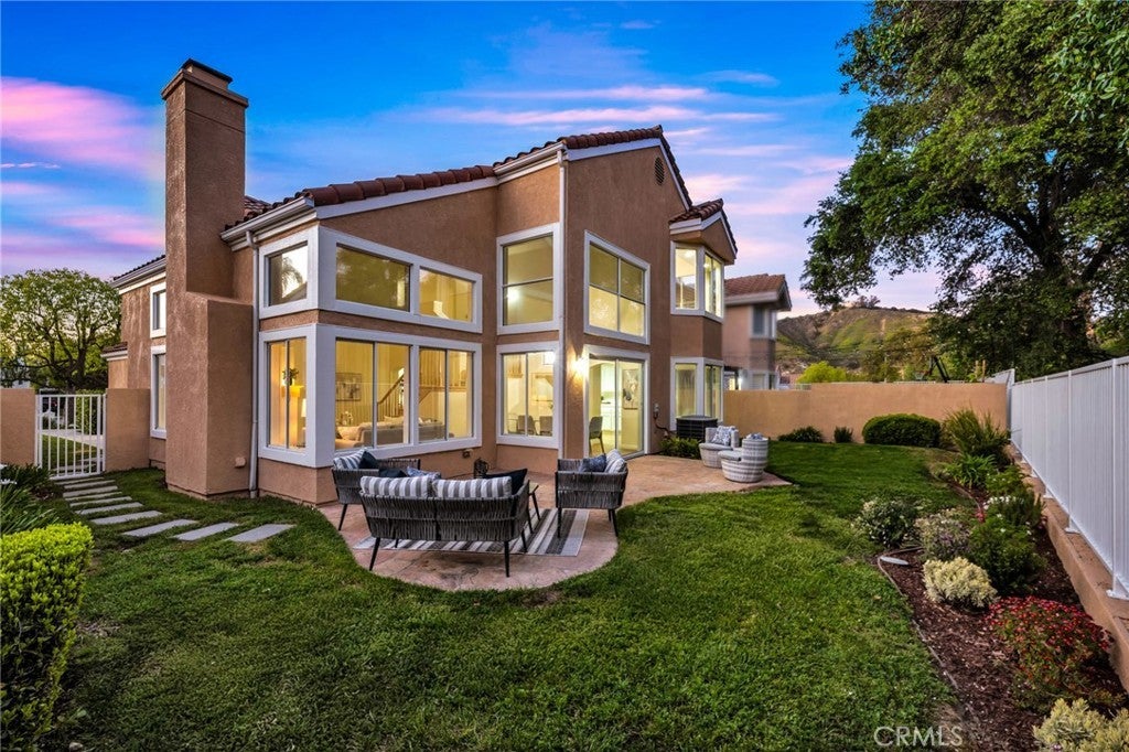 Photo of Listing #SR25087091