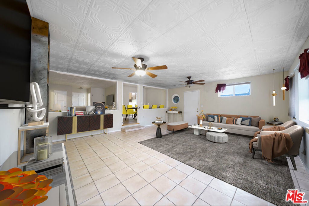 Photo of Listing #25525535