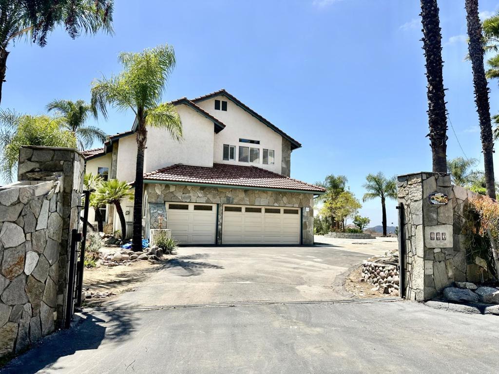 Photo of Listing #PTP2502934