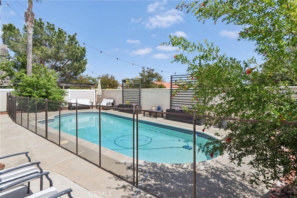 Photo of Listing #SW25091058