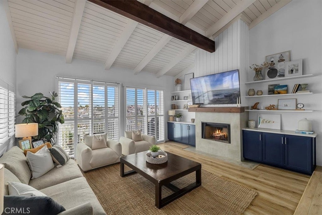 Photo of Listing #PV25090949