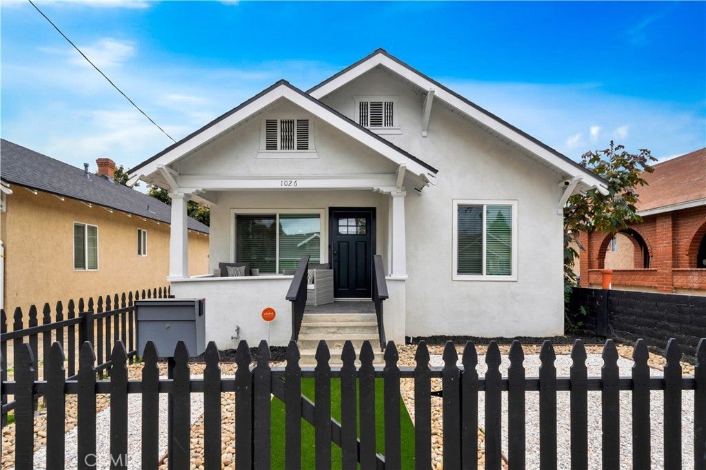 Photo of Listing #OC25086579