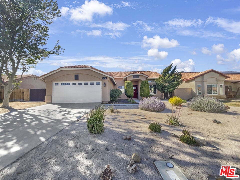 Photo of Listing #25530265