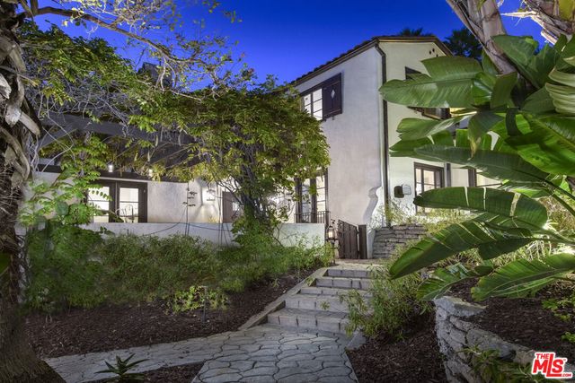 5181 Franklin Avenue, Los Angeles