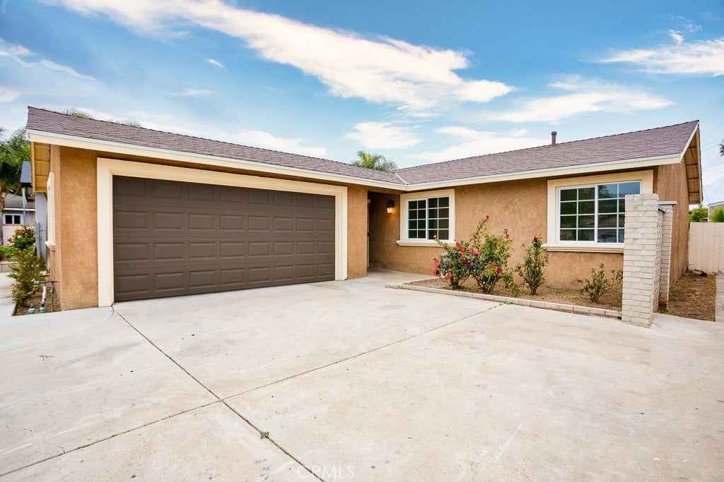 Photo of Listing #SR25085140