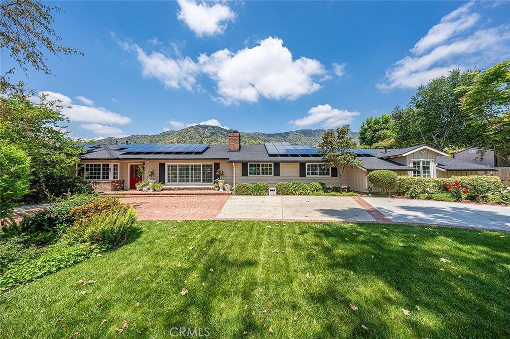 Photo of Listing #CV25090117