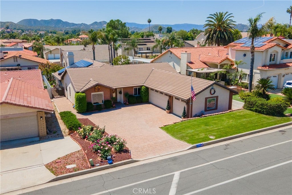 Photo of Listing #SW25089327