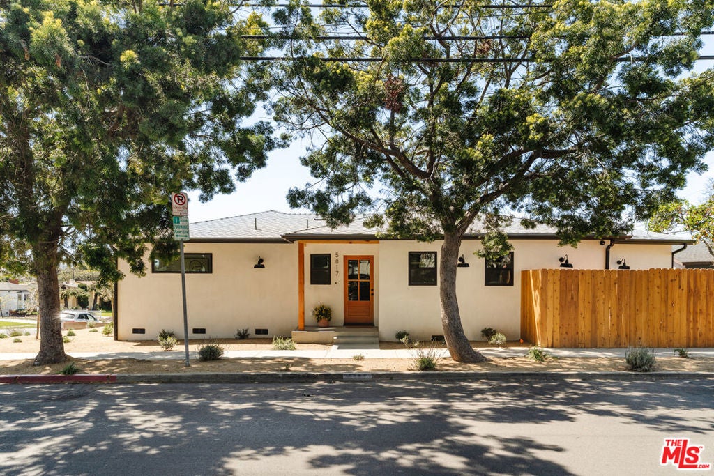 Photo of Listing #25530473