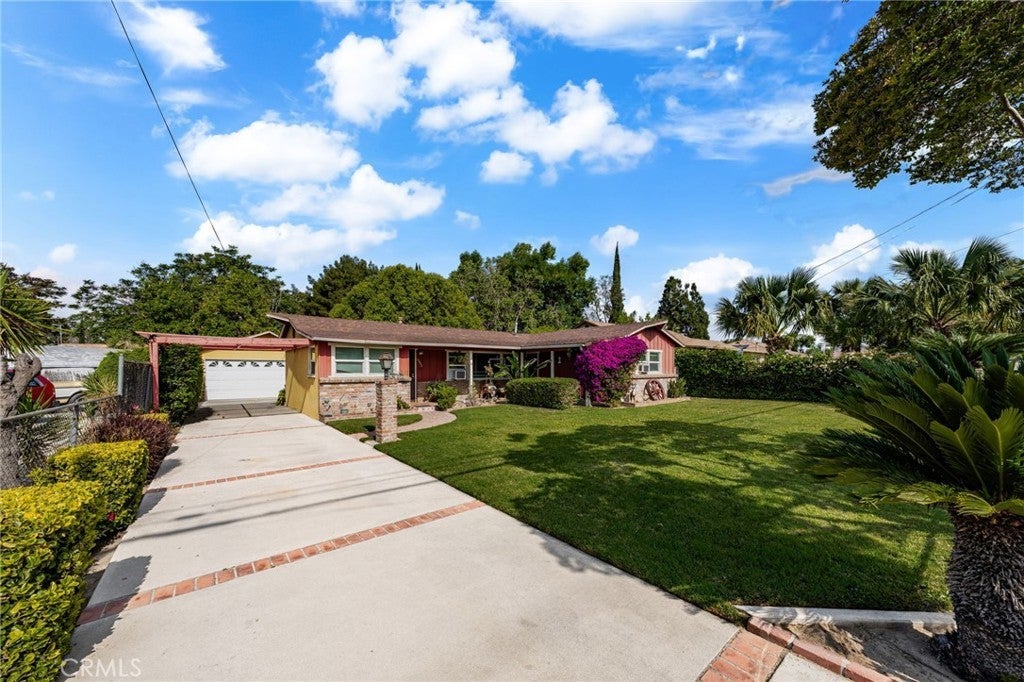 Photo of Listing #CV25091622