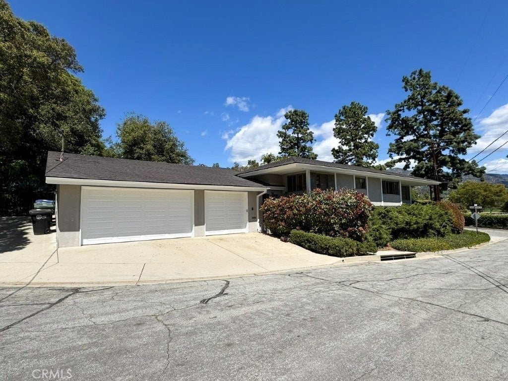 Photo of Listing #GD25091737