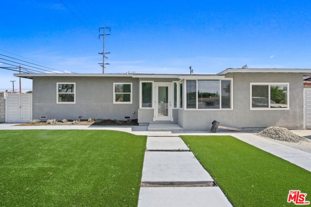 Photo of Listing #25530621