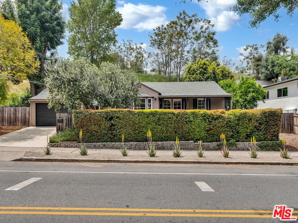 Photo of Listing #25530573