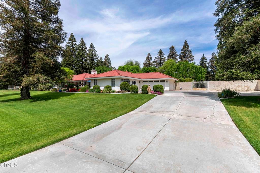 Photo of Listing #V1-29563