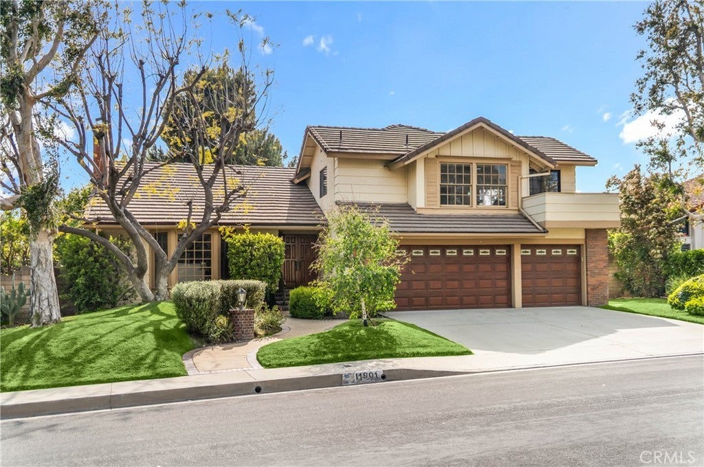 Photo of Listing #SR25091344