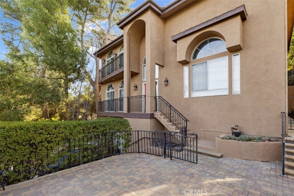 Photo of Listing #SR25092038