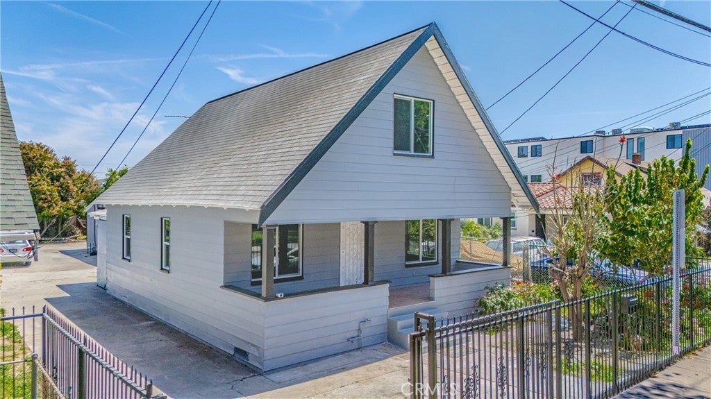 Photo of Listing #DW25092290